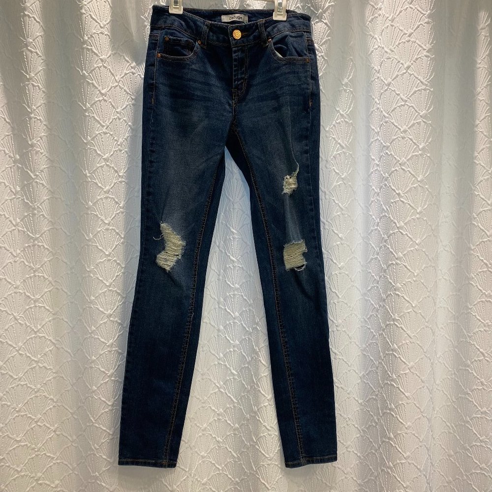 Woman's/Junior Girls Refuge ripped jeans size 0
